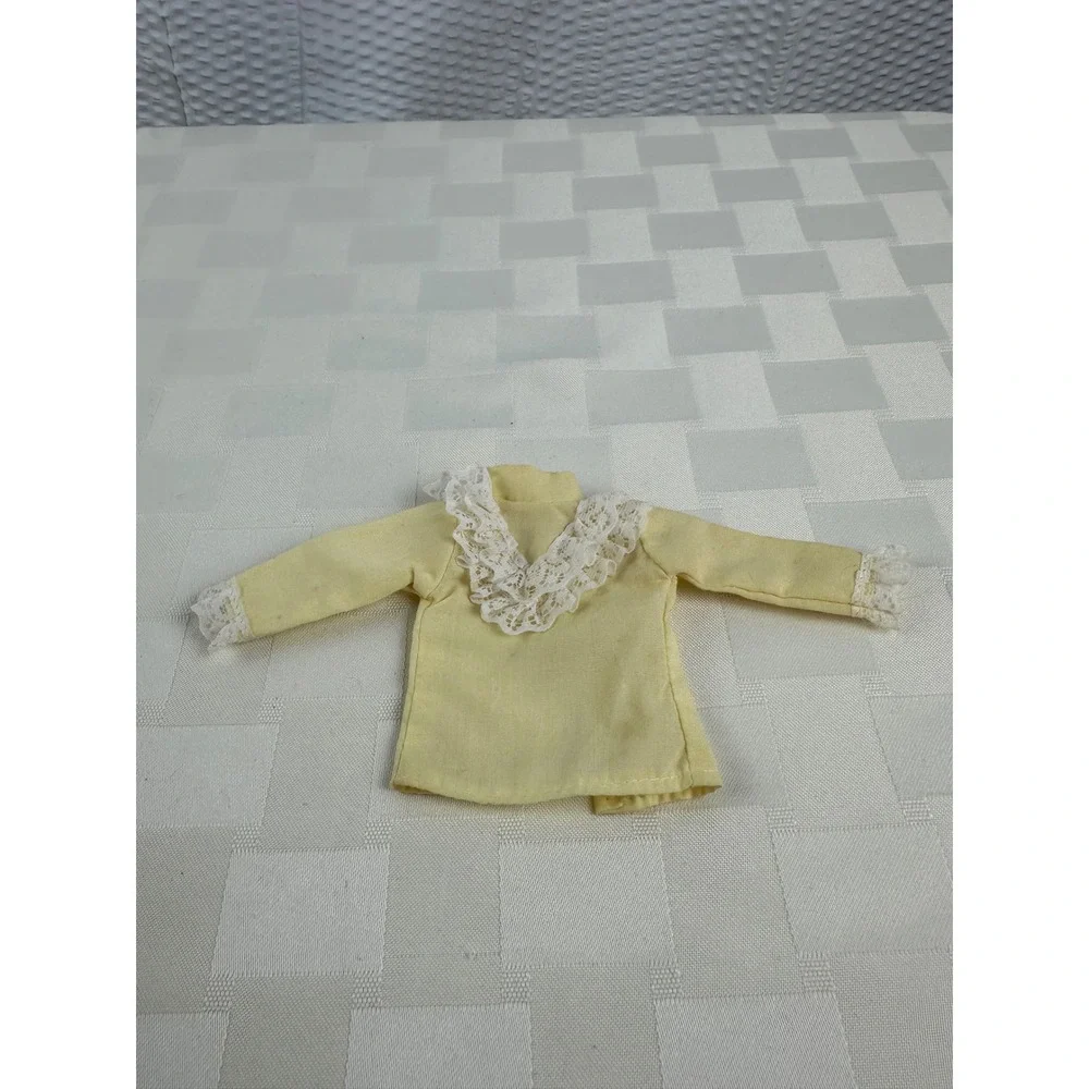 Vintage Barbie yellow lace ruffled shirt‎